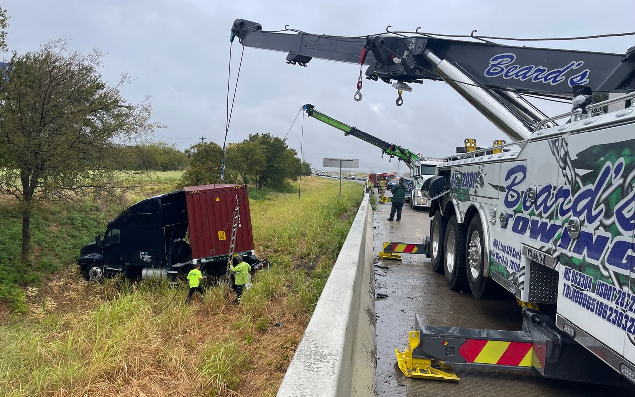 Photos Beard's Towing