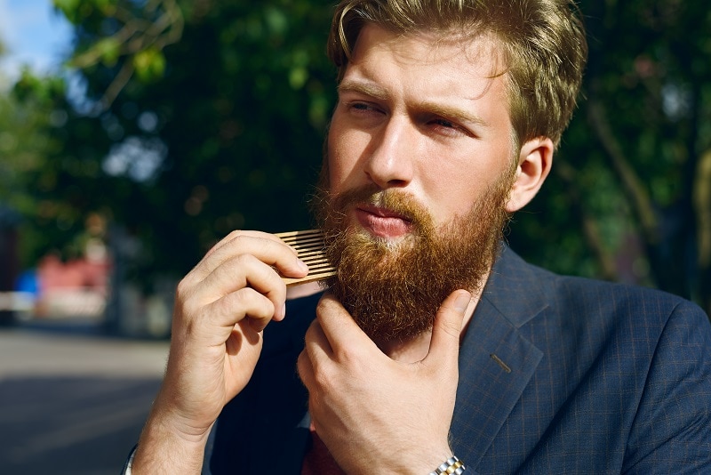 Why Do Beards Curl Under the Chin? — Beard Style
