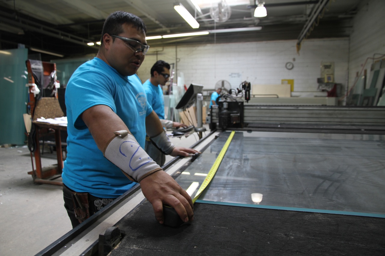 Bear Glass Offers You Premium Quality Glass Table Carpet At An