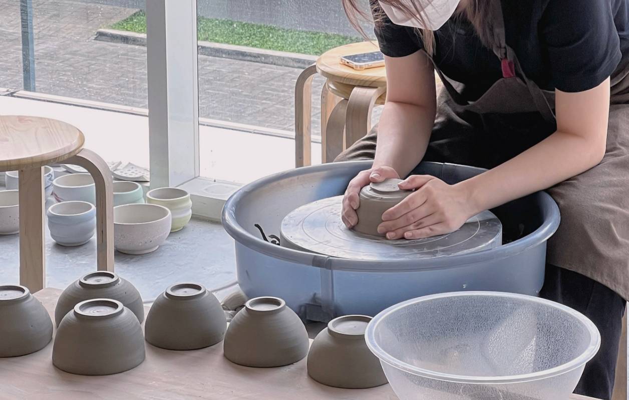 Intensive Wheel Throwing Short Course Beary Potter Studio