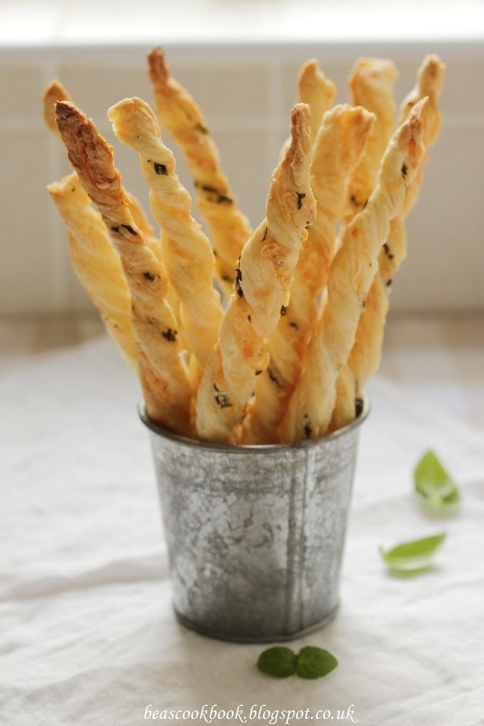 PUFF PASTRY TWISTS with basil and cheese Bea's cookbook