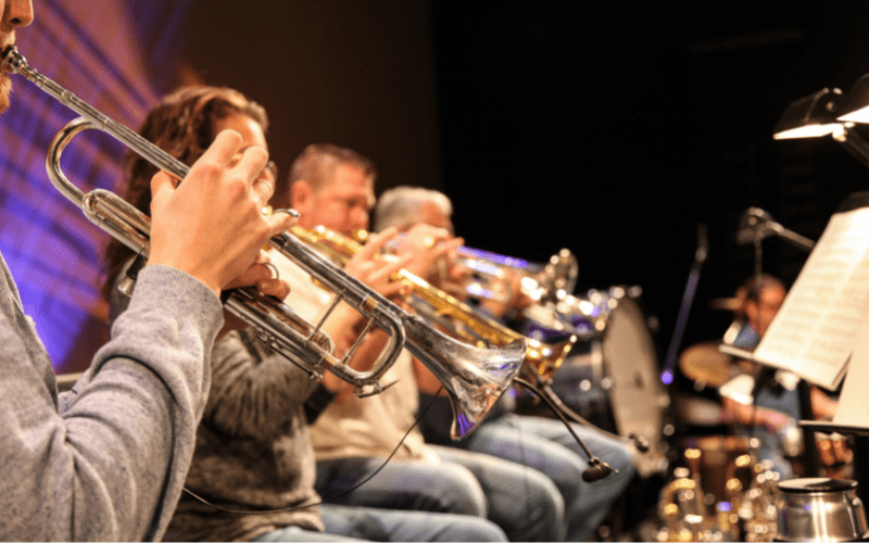 The Difference Between Brass and Woodwind Instruments