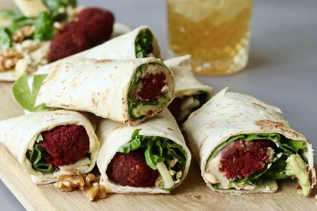 Vega burrito’s met falafel en Gruyère Beaufood
