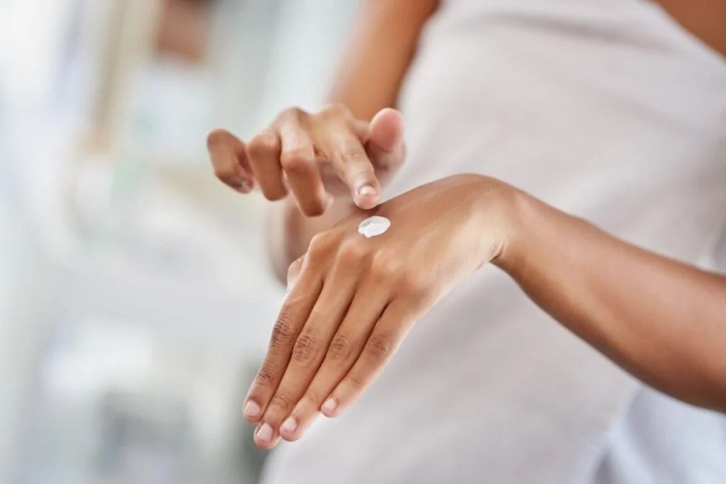 Dry Hands 10 Best Ways to Treat Dry Skin on Hands Beauty Crafter