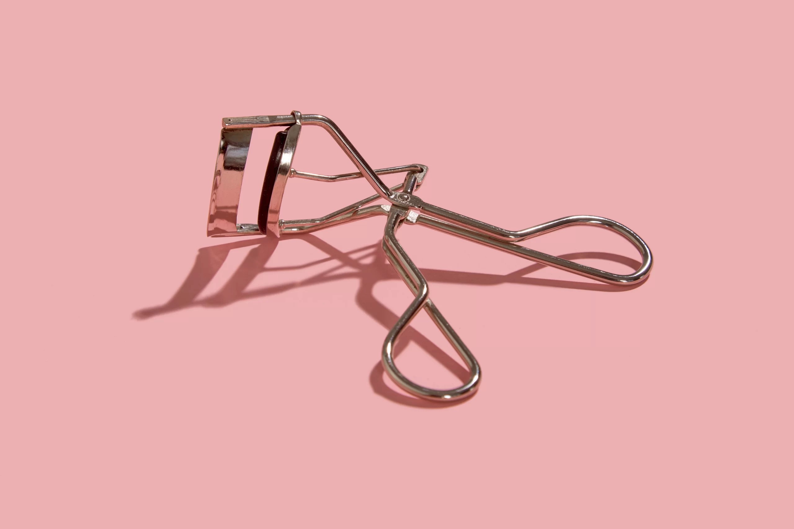 How to Use an Eyelash Curler Perfectly BeautyGlosy