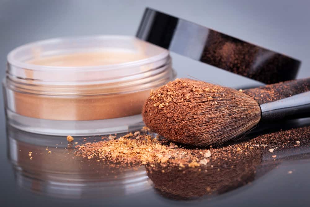 The 10 Best Powder Foundations for Flawless Skin in 2022 Beauty Mag
