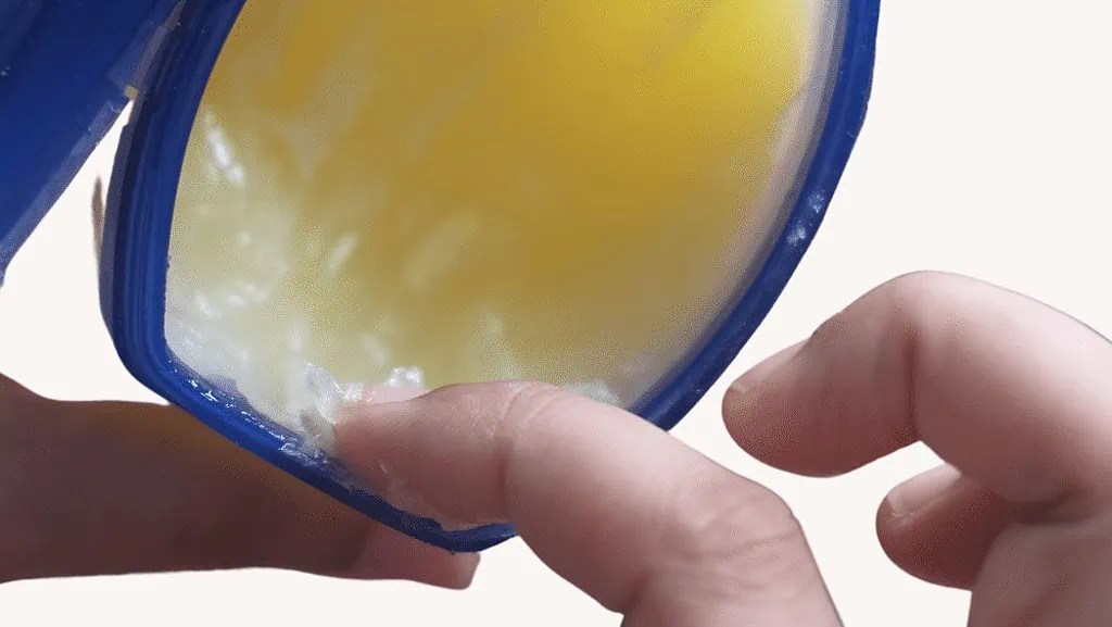 Does Vaseline Clog Pores? All Facts You Should Know Before Using It