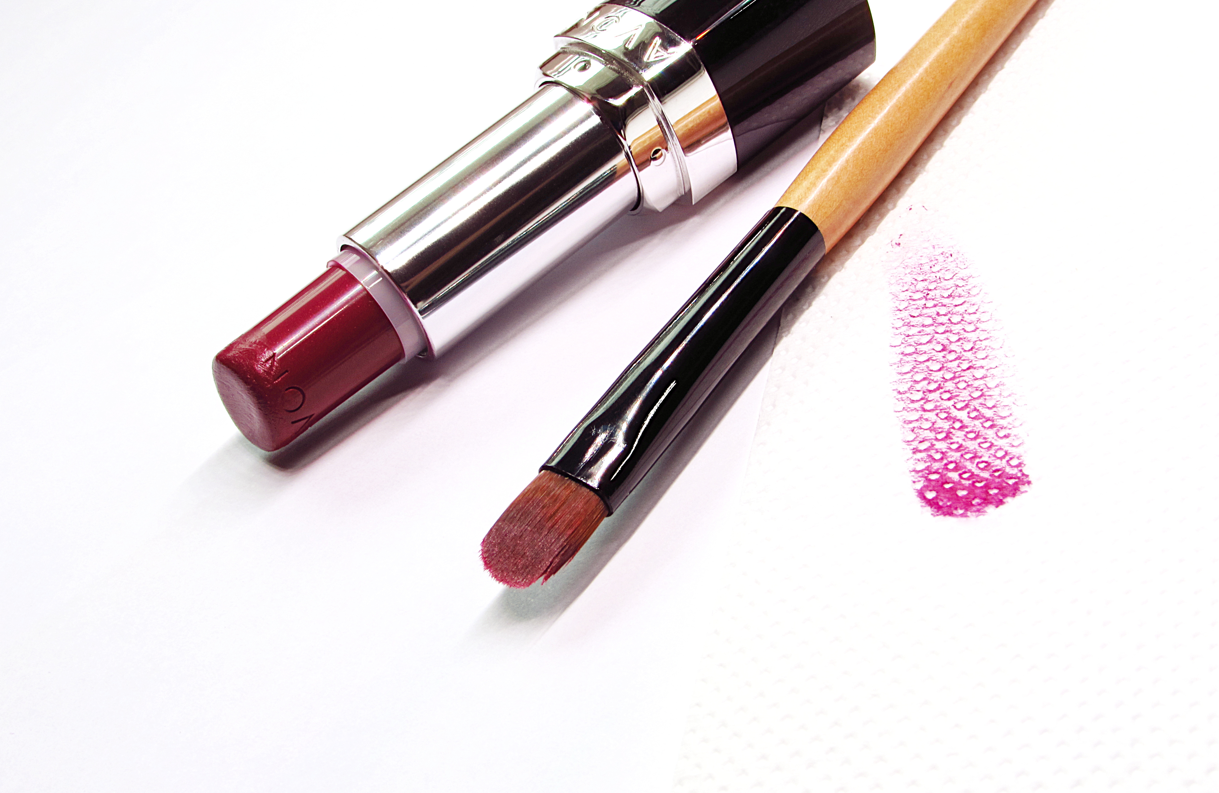 6 Little Known Reasons To Invest In a Lip Brush BEAUTY REVISED
