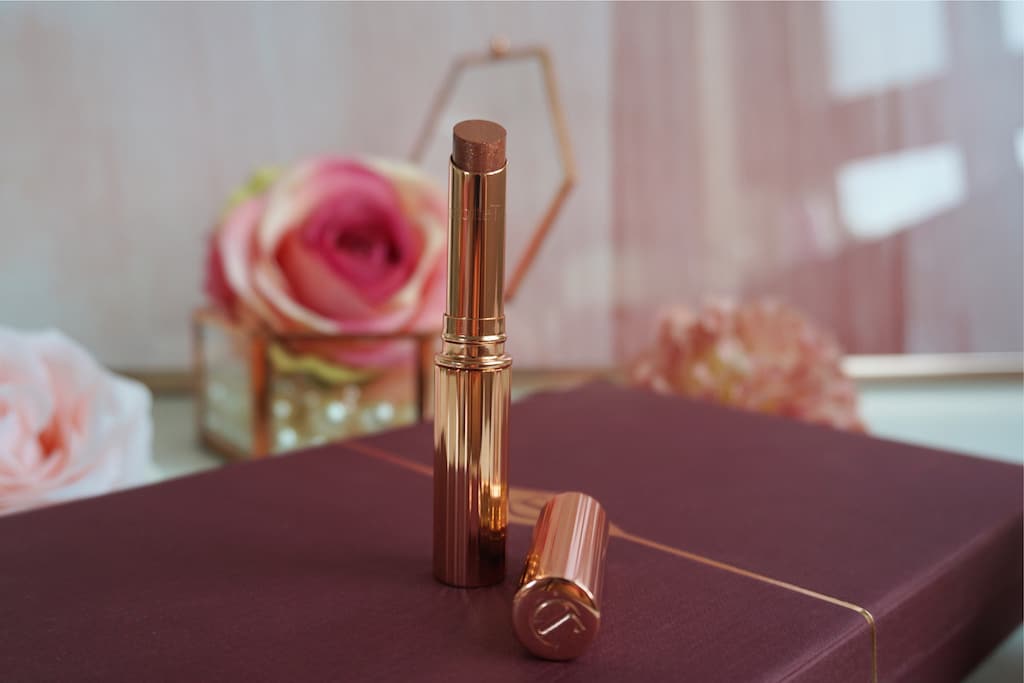 Charlotte Tilbury Pillow Talk Diamonds Lipstick Review Beautyblog