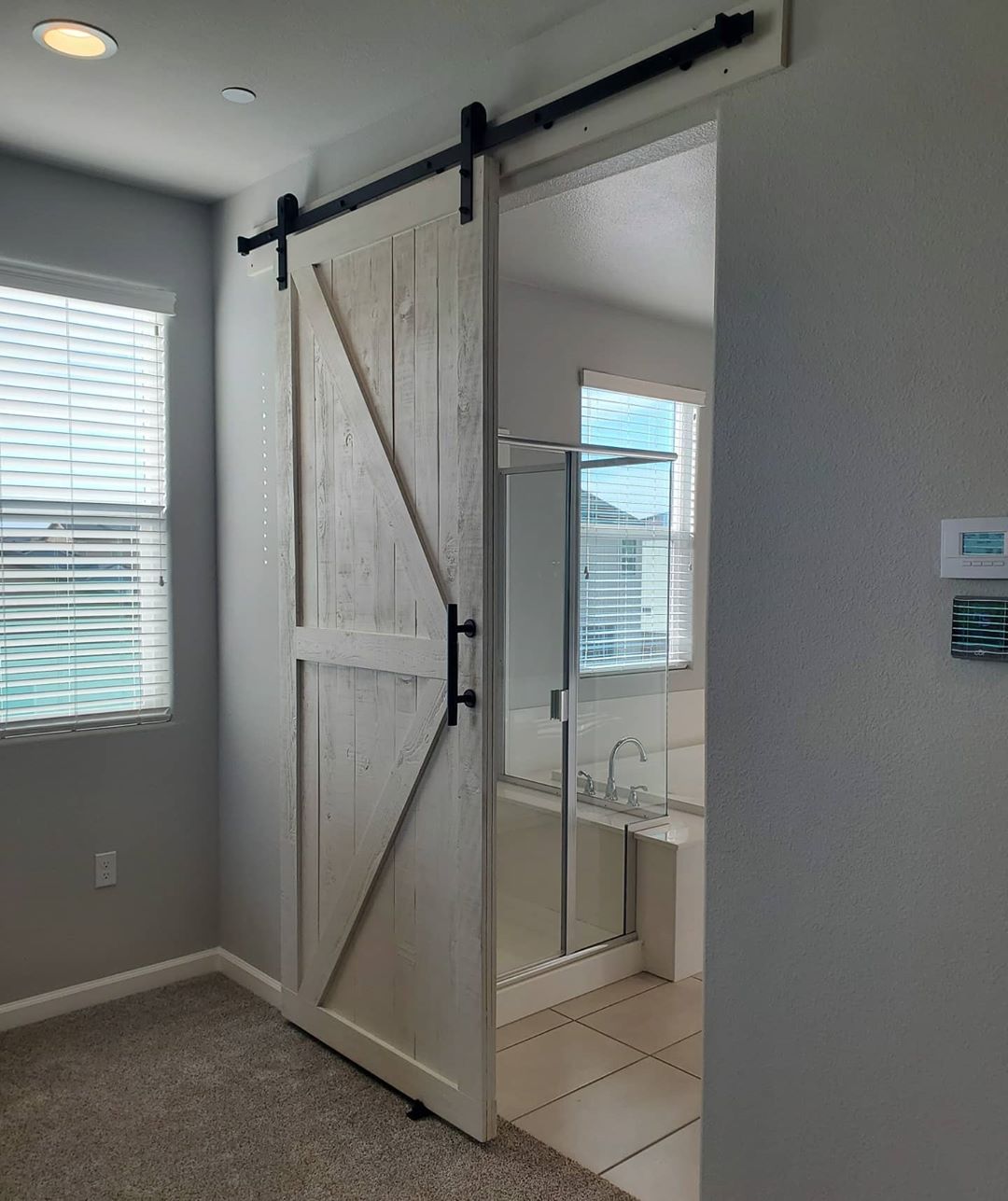 50+ Unconventional Alternatives To The Bathroom Door Design Ideas New