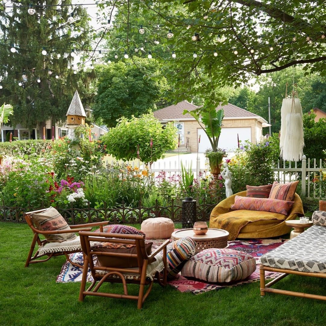 60+ Small Outdoor Patio Ideas That Will Excite and Dreamy Outdoor Oasis