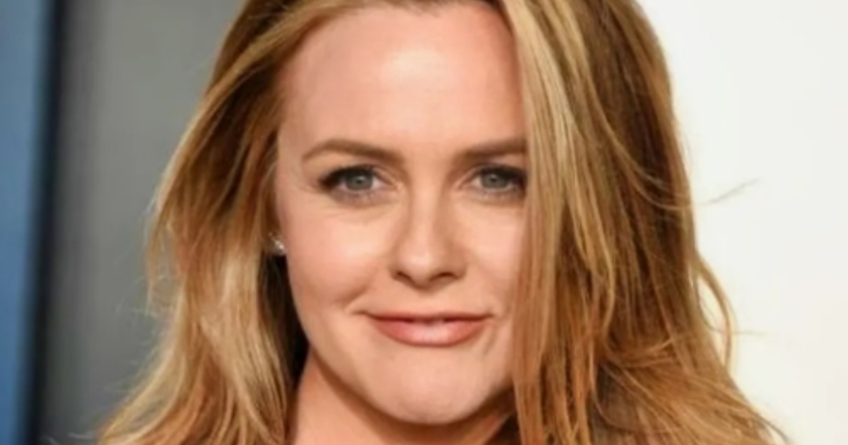 Hollywood Star Sparks Debate With Unconventional Parenting Choice! You