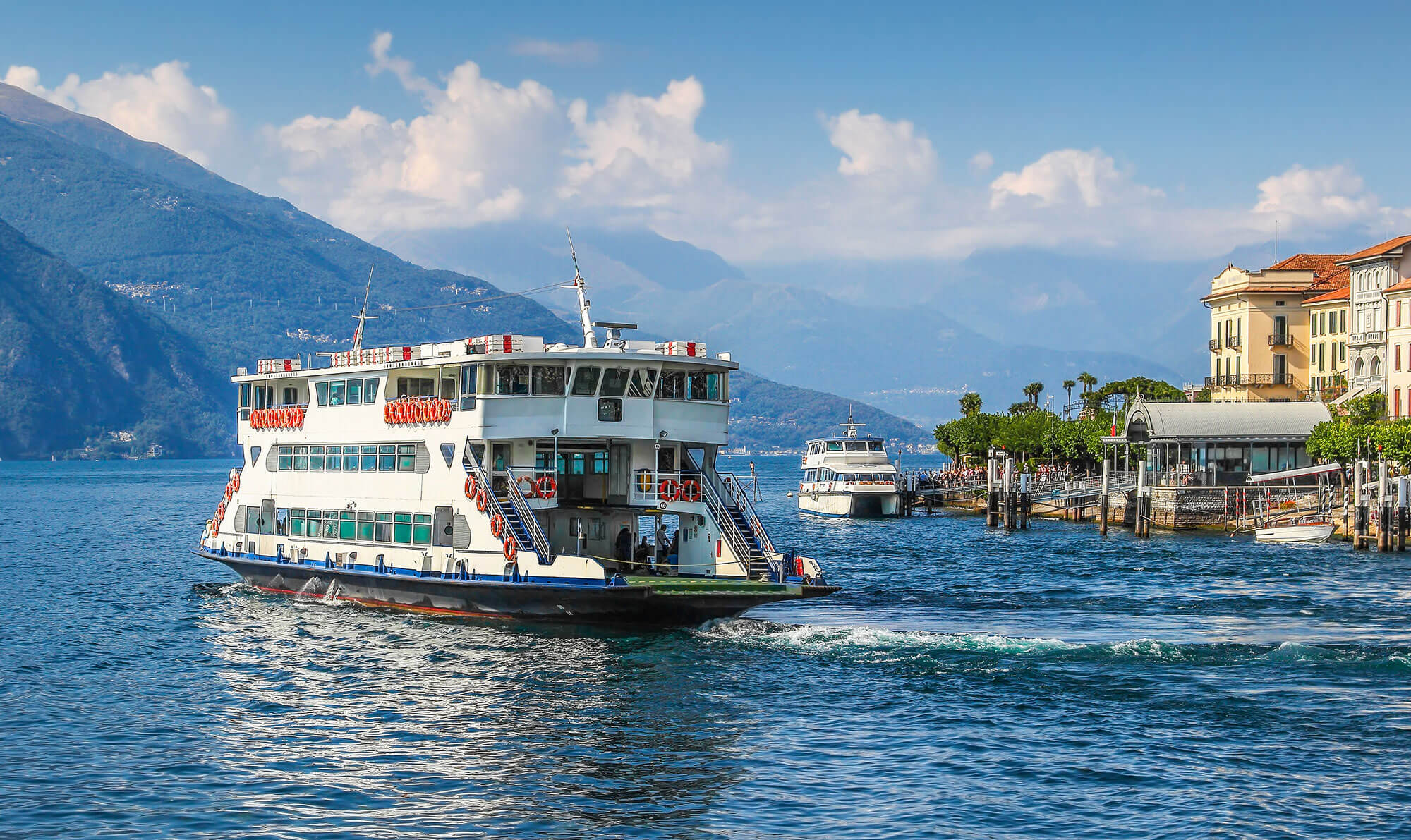 Tour by boat to enjoy the beauties of Como lake Casa Gentile bed and