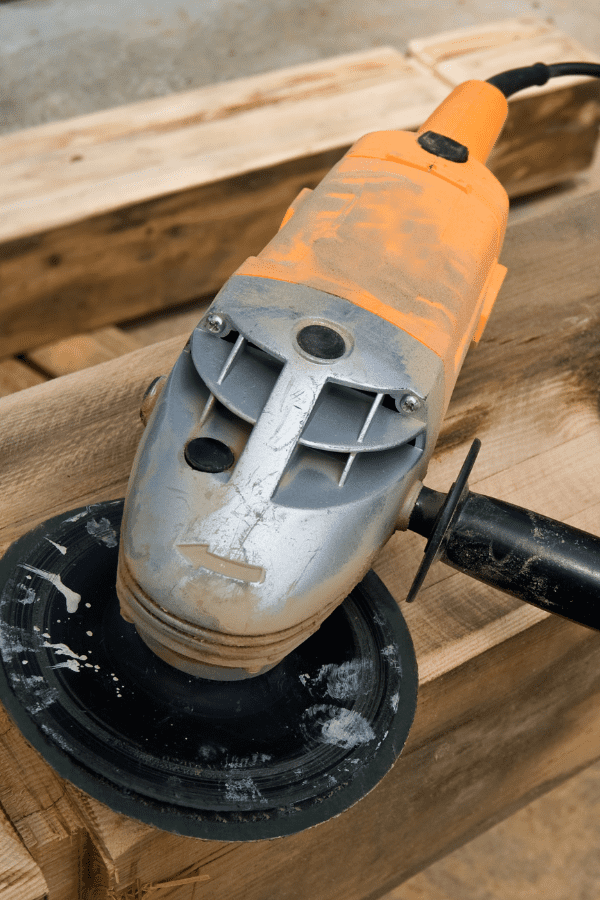 Top 3 Sanders with Vacuum Attachments Because Mom Says