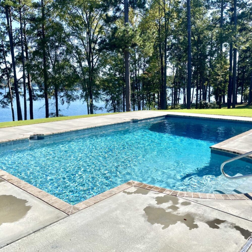 Keg Creek Pool B.E.C. Custom Homes