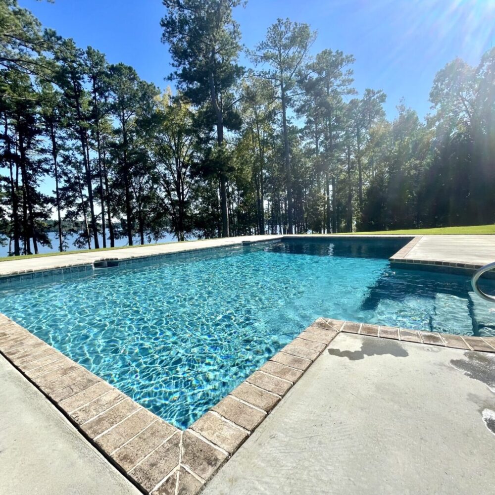 Keg Creek Pool B.E.C. Custom Homes