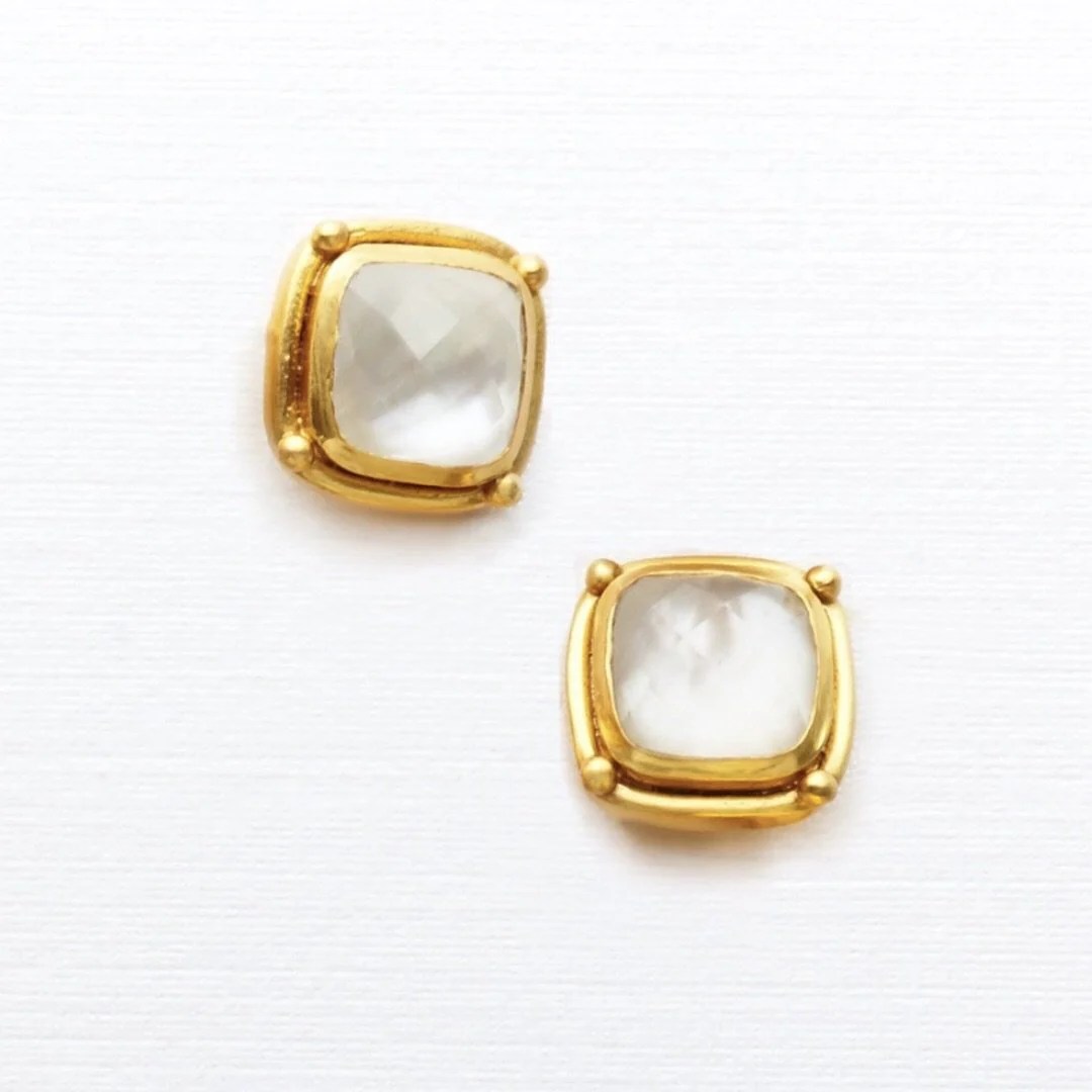 Jewelry Becket Hitch