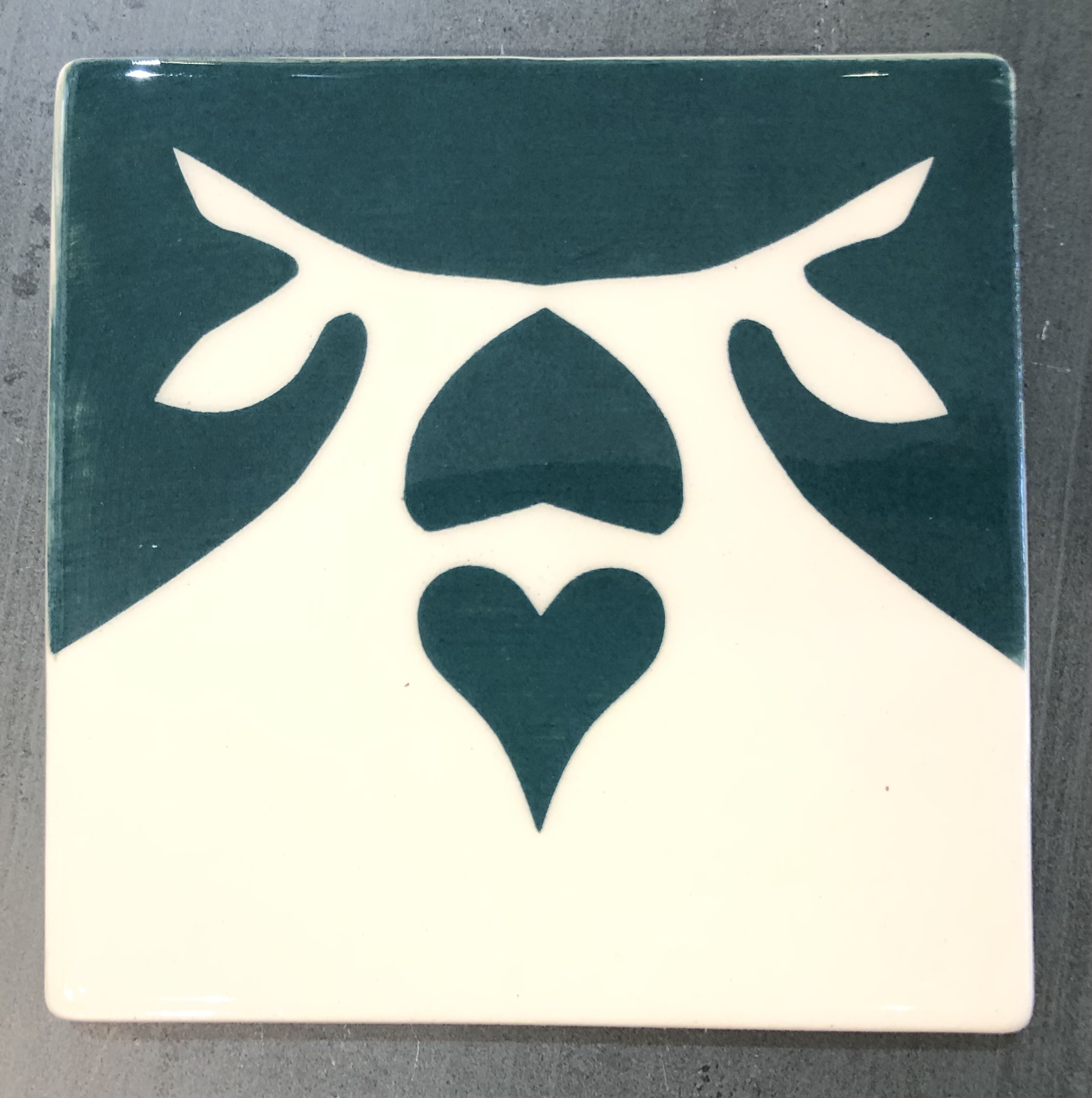 Ceramic coaster, two hares design Becksteps Gallery