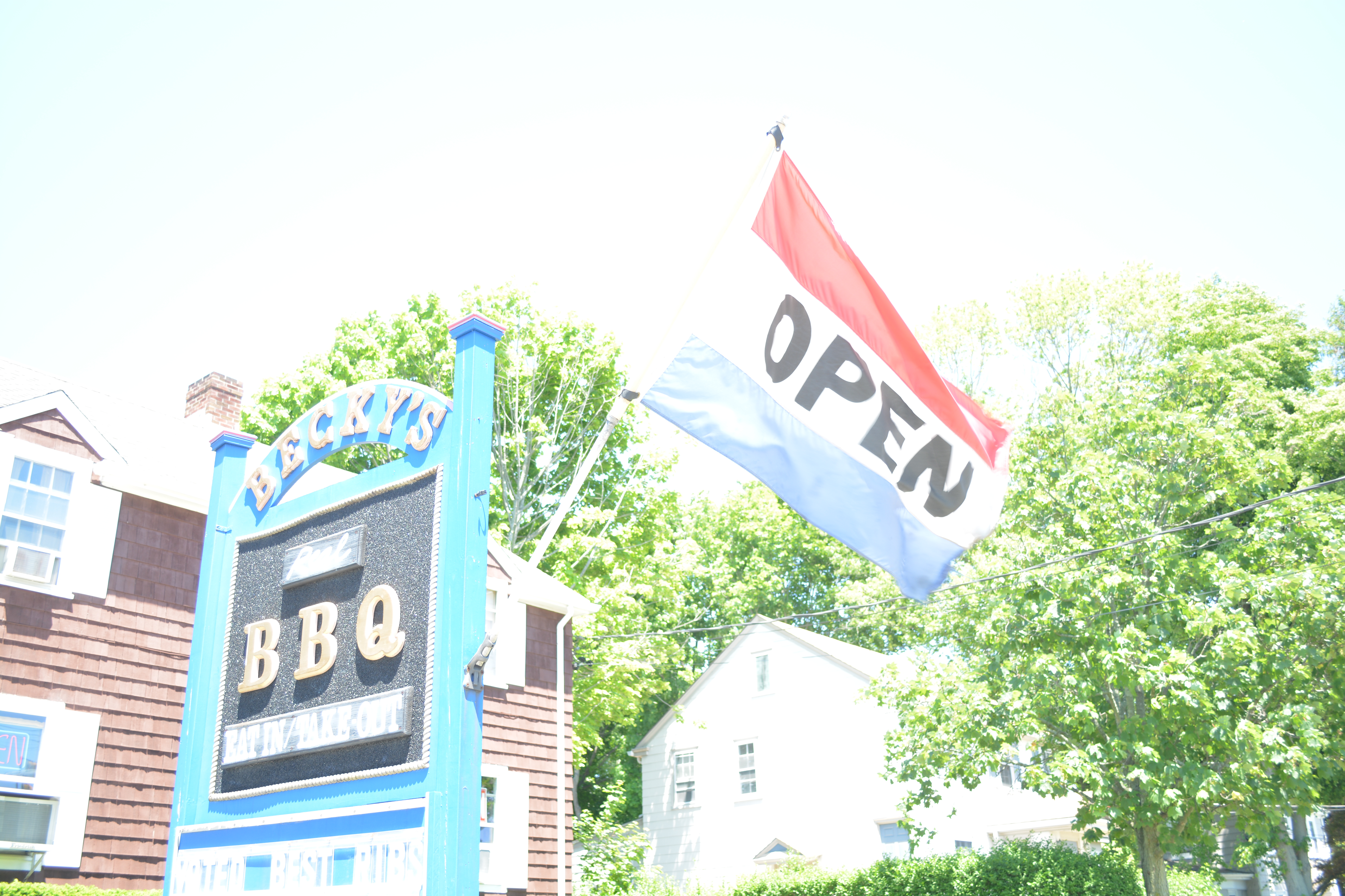 beckyssign2 Becky's BBQBecky's BBQ