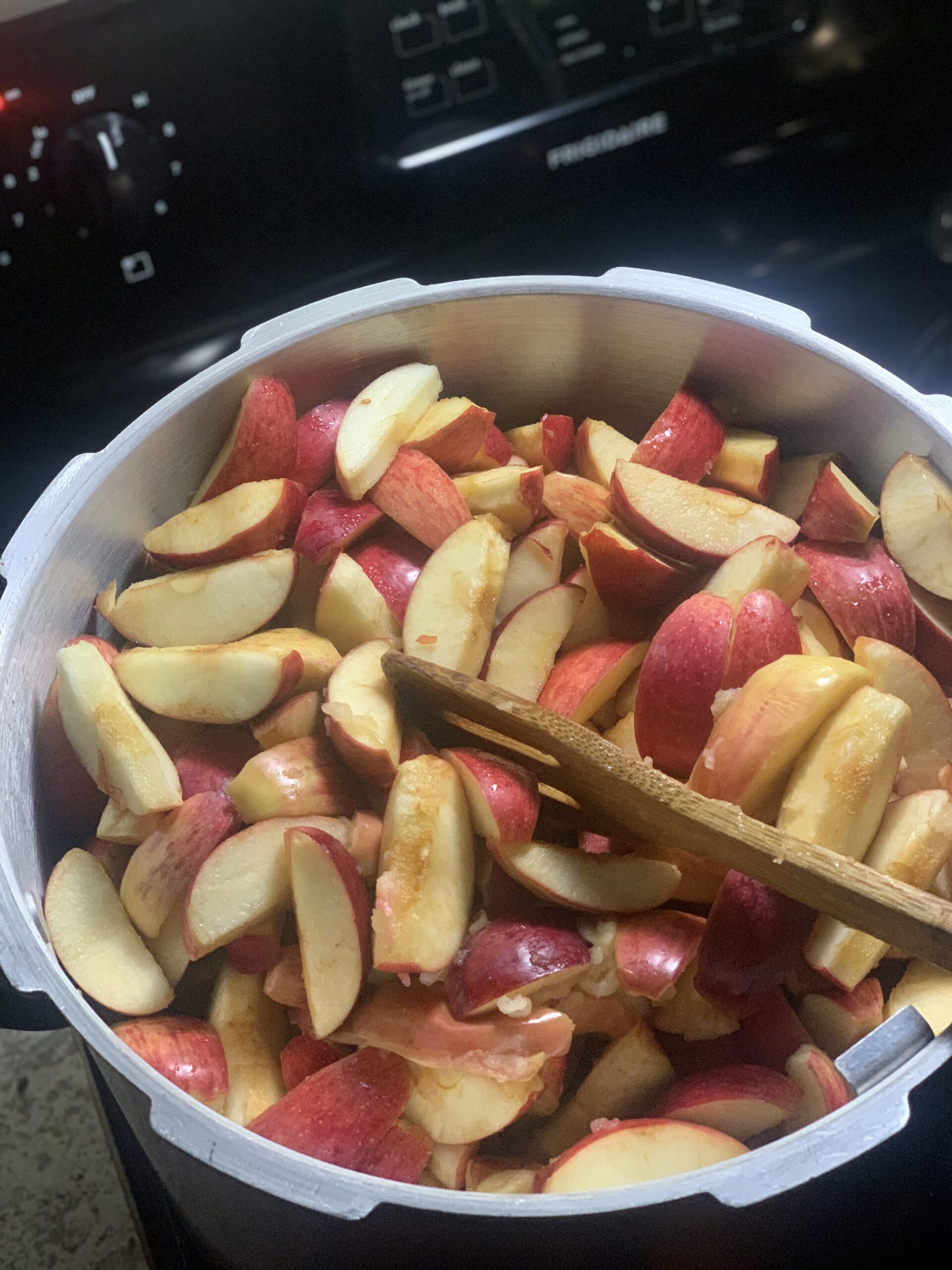 How to Use 4 Bushels of Apples Traditional