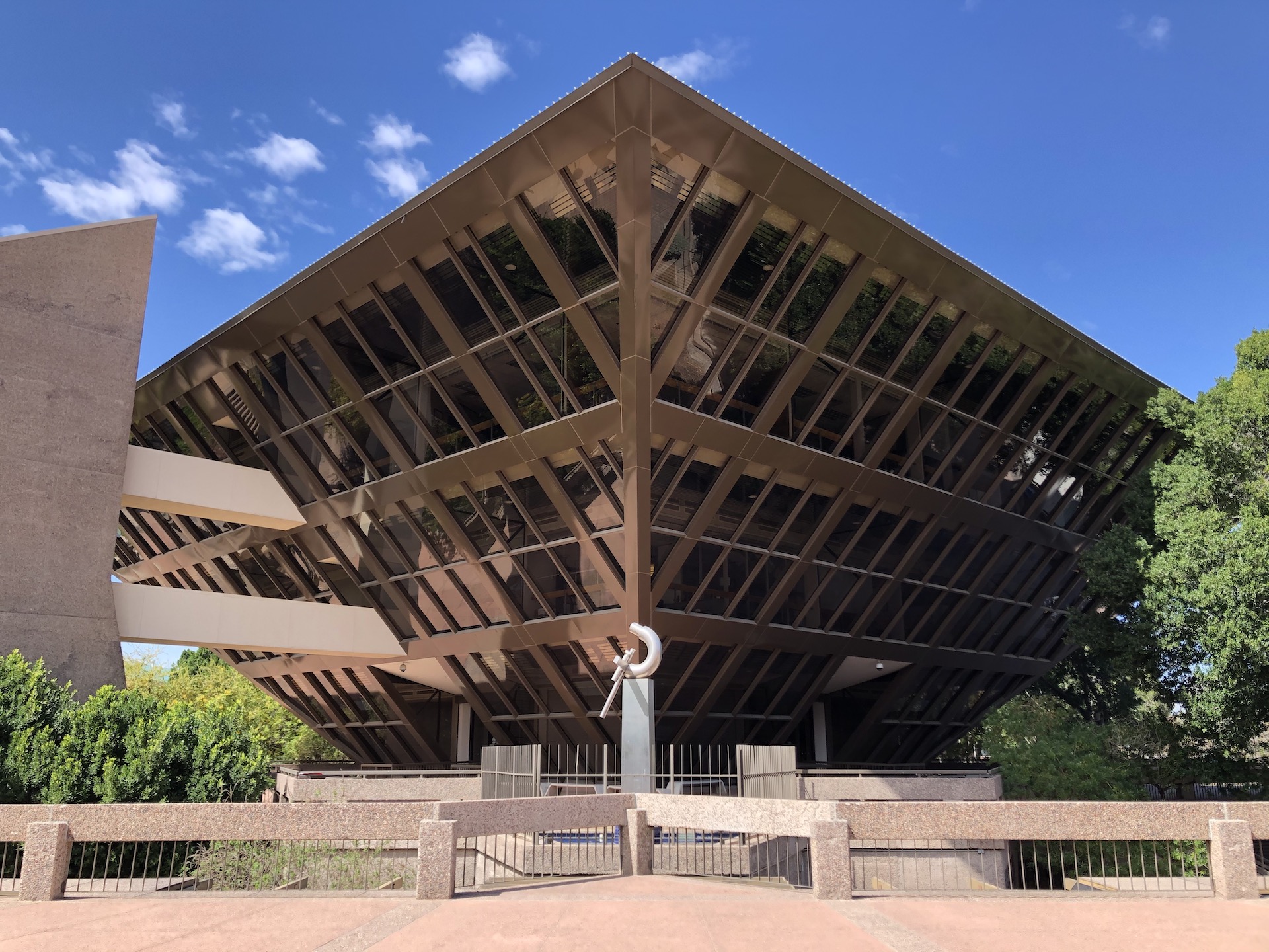 What an Upside Down Pyramid Taught Me About Perspective