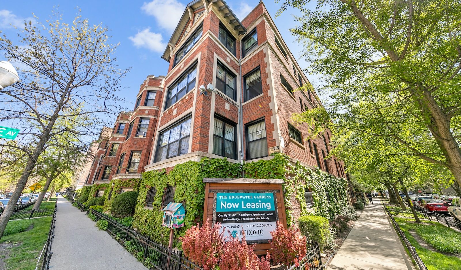 The Edgewater Gardens Becovic Chicago North Side Apartments