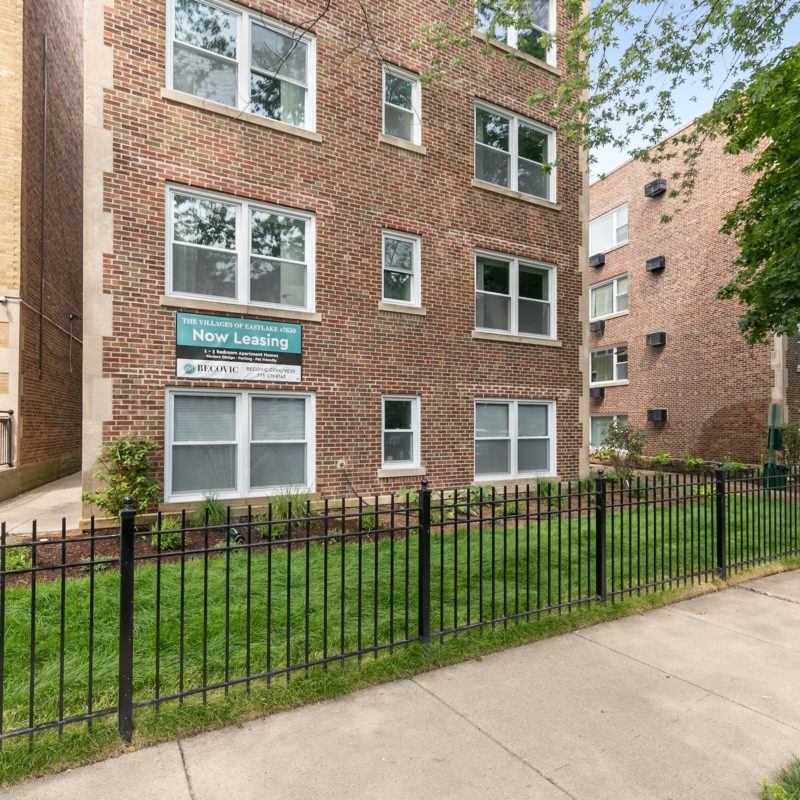 The Villages of Eastlake 7630 Becovic Chicago North Side Apartments