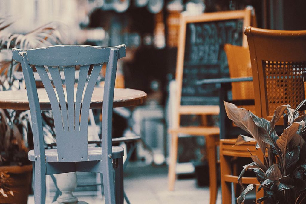 6 Favorite Restaurants with Outdoor Seating in Edgewater Becovic