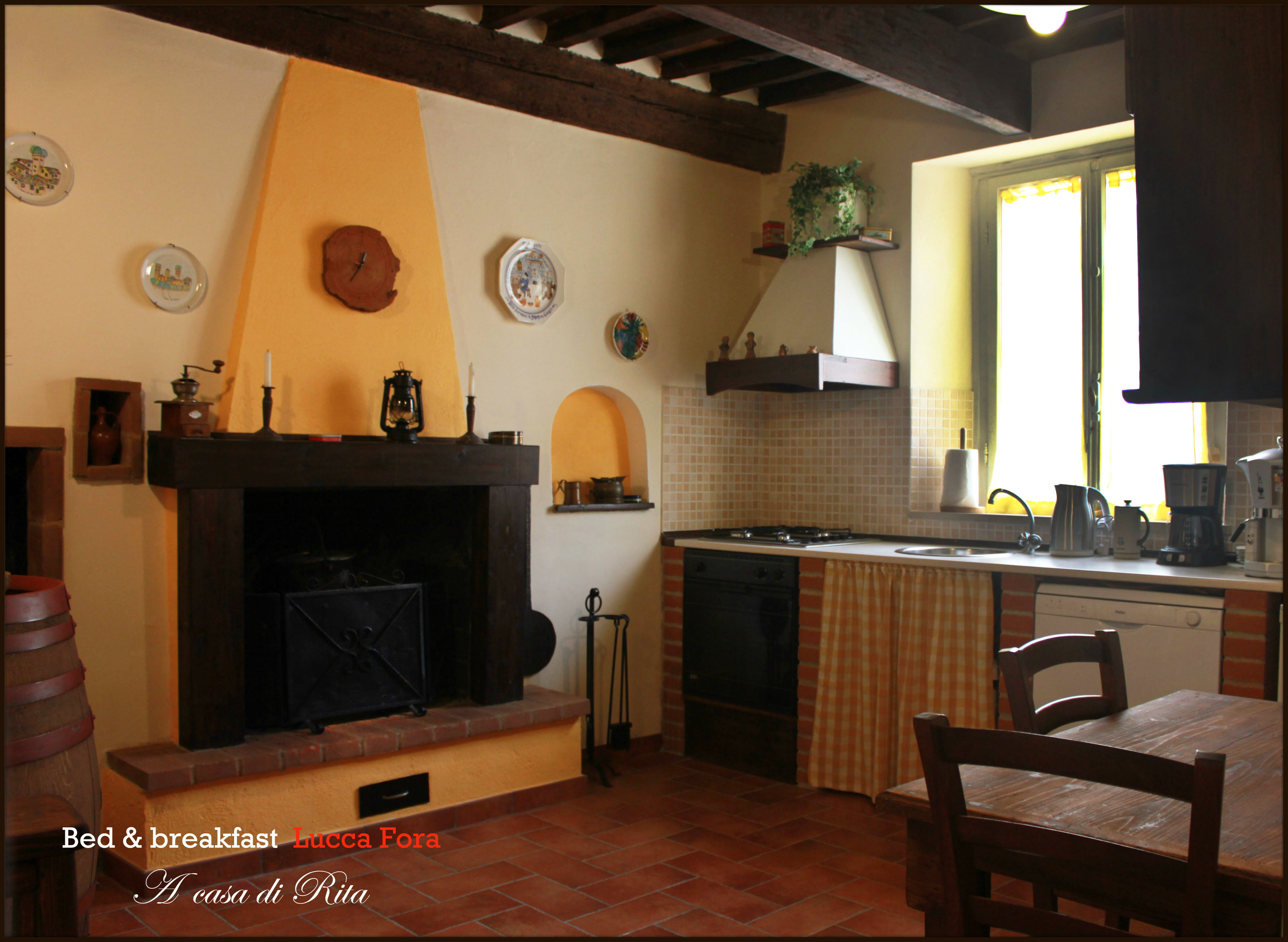 Cucina bed and breakfast in Toscana B & B Lucca Fora