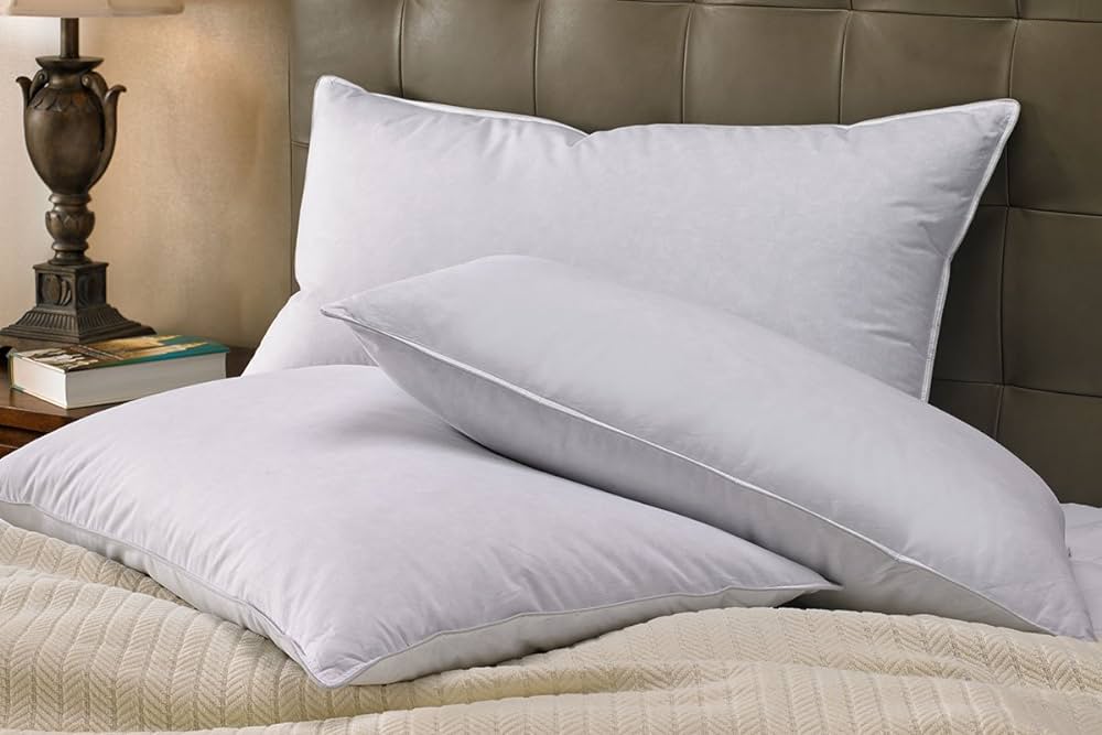 What Pillows Do Hotels Use? The Best Hotel Pillows Guide Bedding Royal