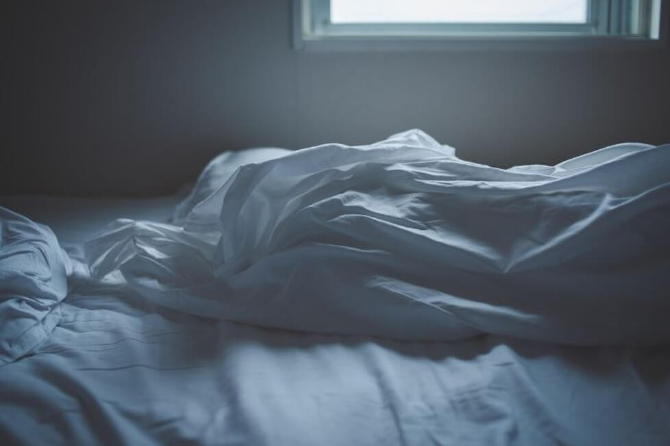 How Do Mattresses Cause Back Problems? Bedknobs