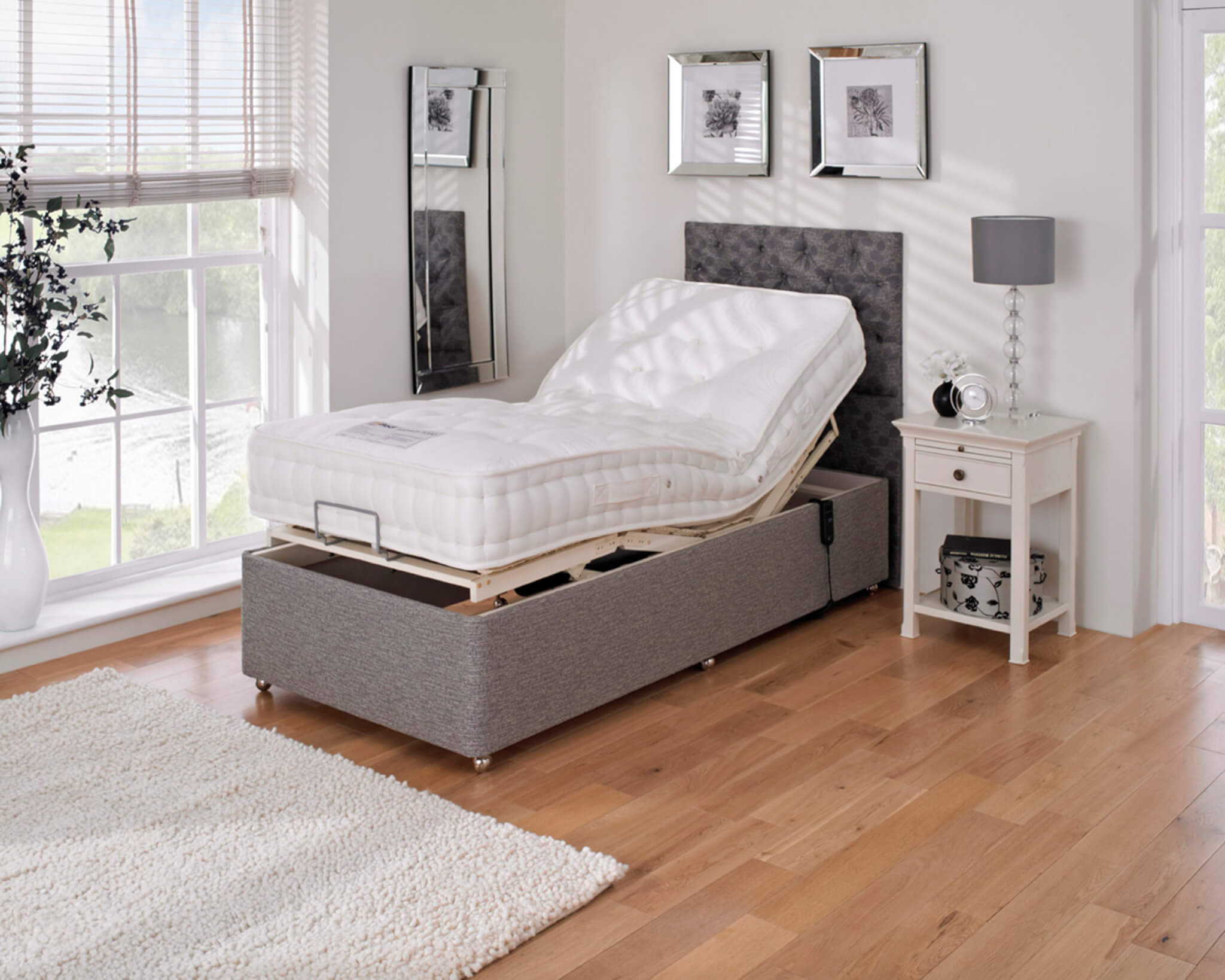 Adjustable Electric Beds in St Albans & Hemel Bedknobs