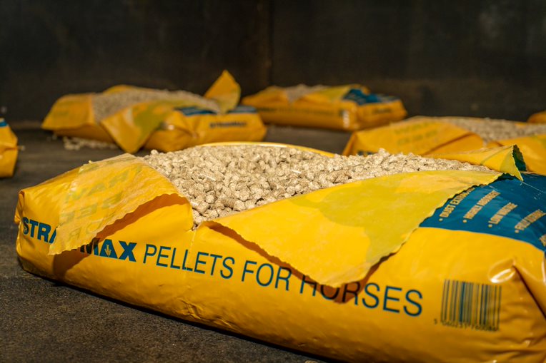 Bedmax Introduces Strawmax Bedmax Shavings Equine bedding made