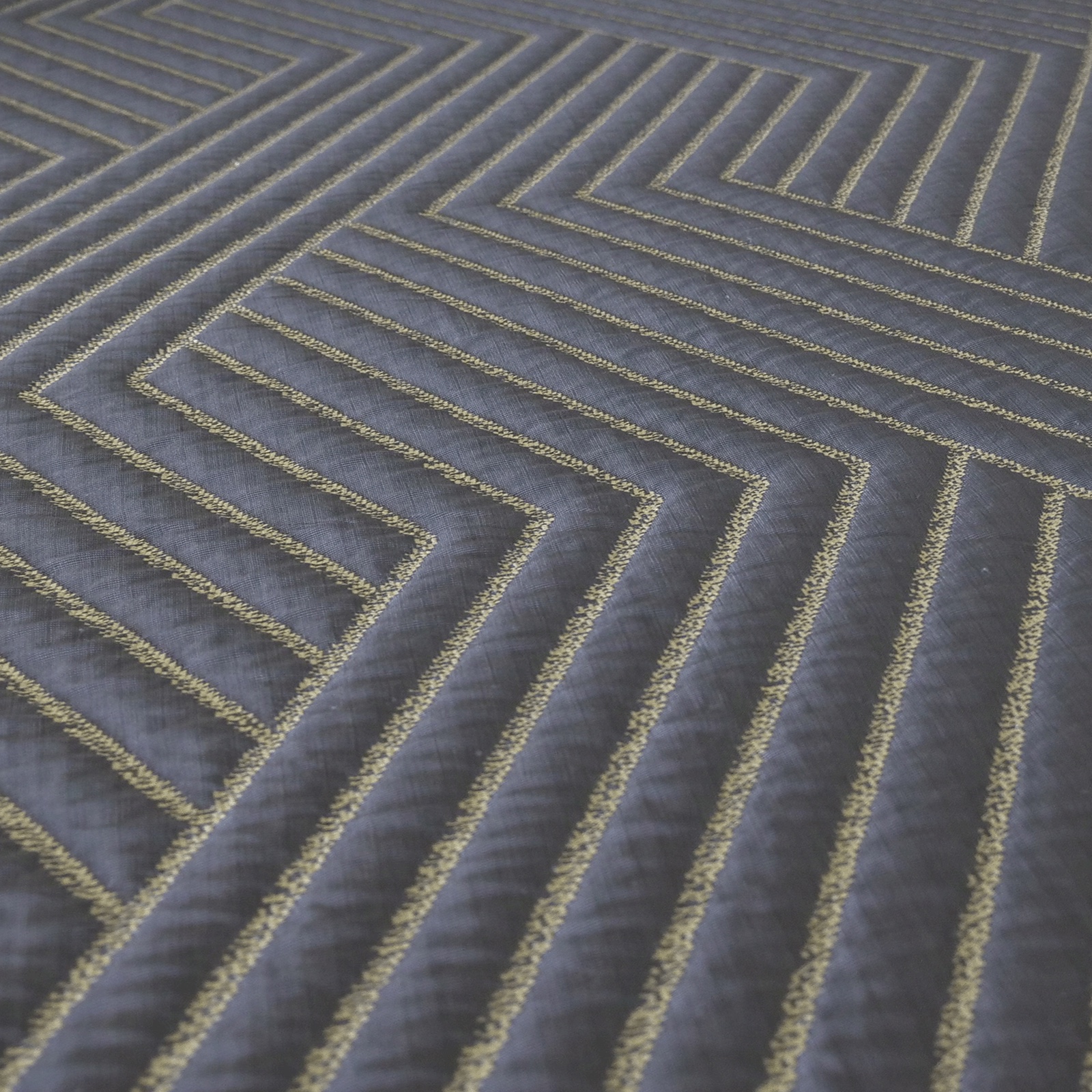 Performance 2" Graphite Topper Bedr Mattress