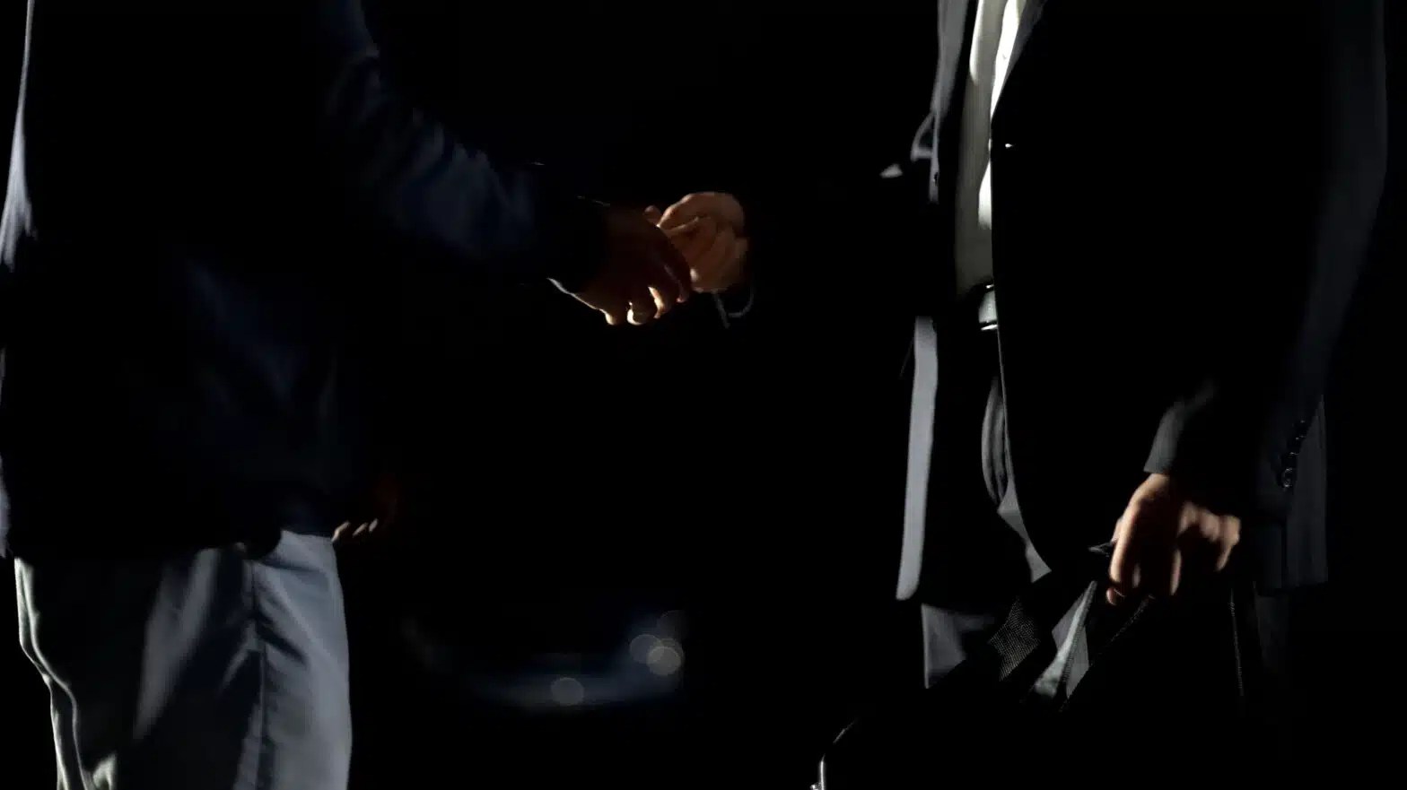 How To Spot & Report Common Drug Activity Bedrock Recovery Center