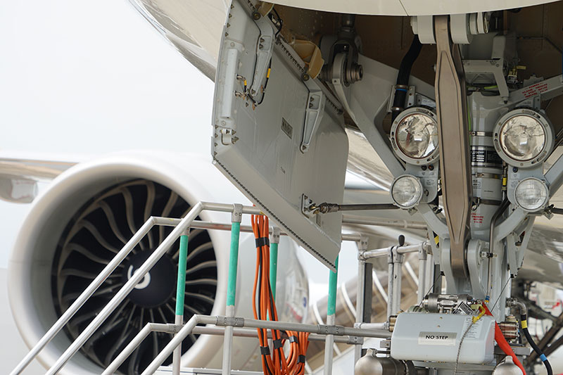 Safran Landing System Bee Engineering