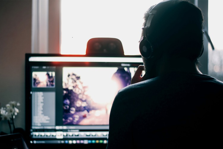 Facebook Launches RoyaltyFree Music and Sound Library for Video