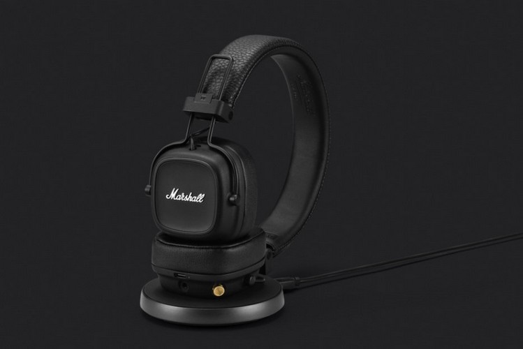 Marshall’s New Headphones Support Wireless Charging Beebom