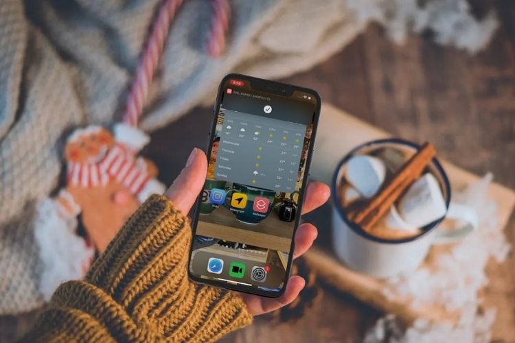 How to Change iPhone or iPad Wallpaper Automatically