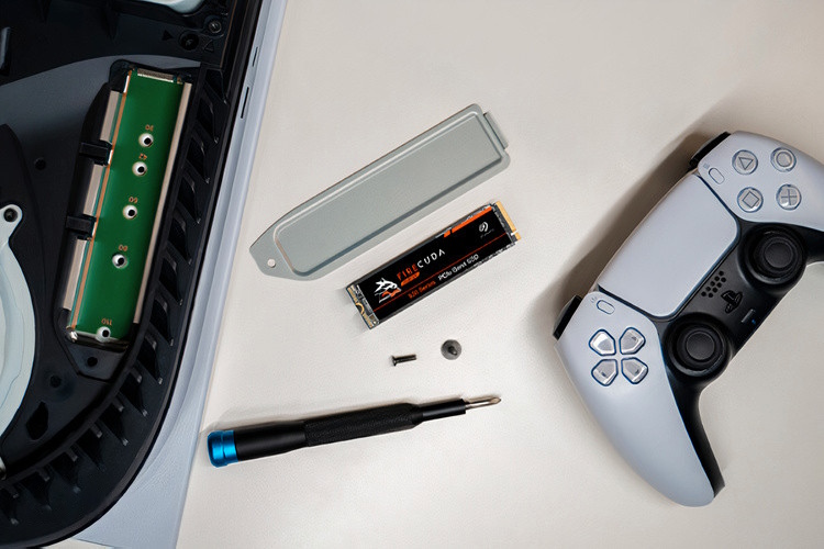 How to Install an SSD In Your PS5 Console (2023) | Beebom