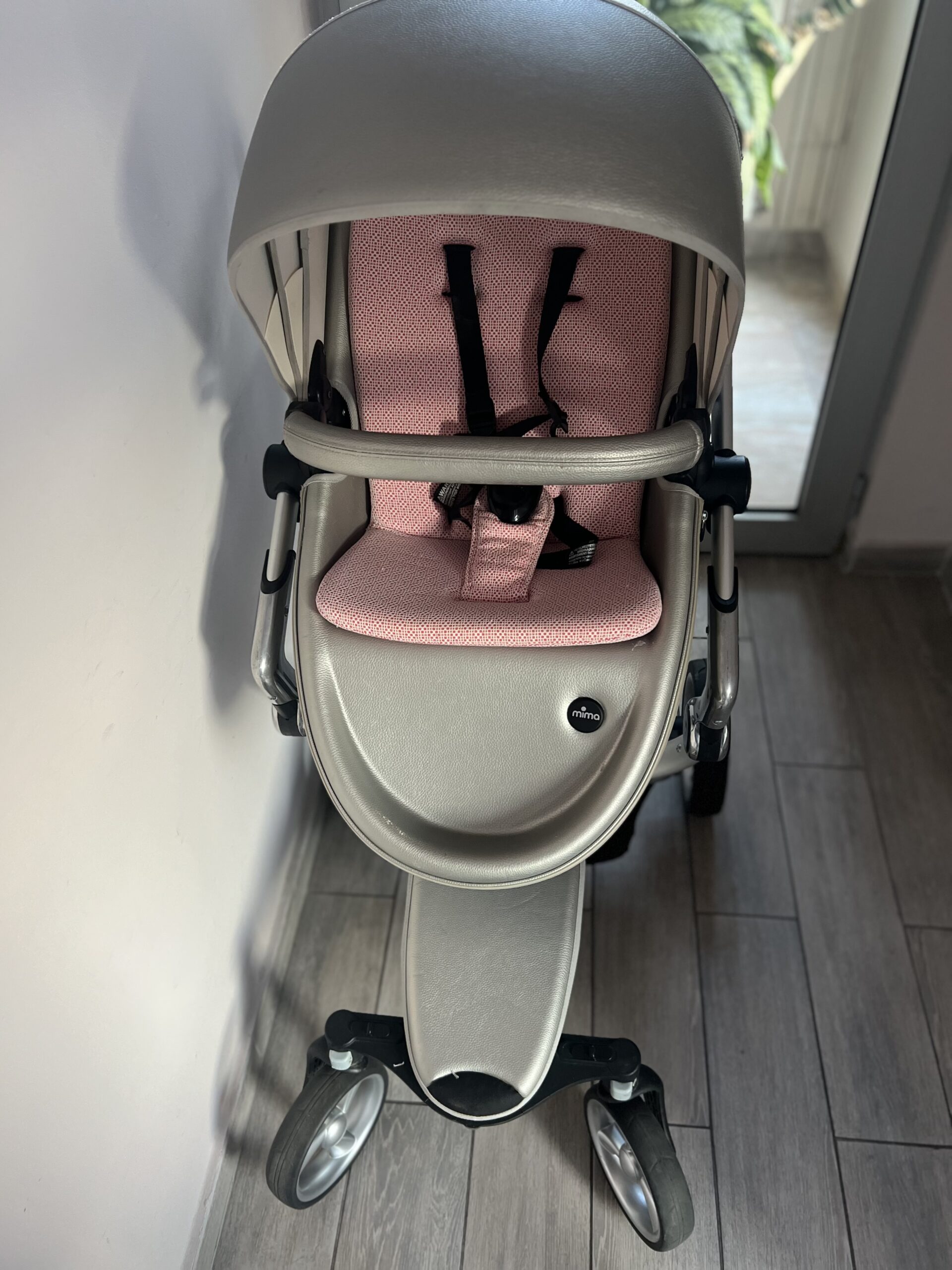 Mima Xari Kolica Beeboo