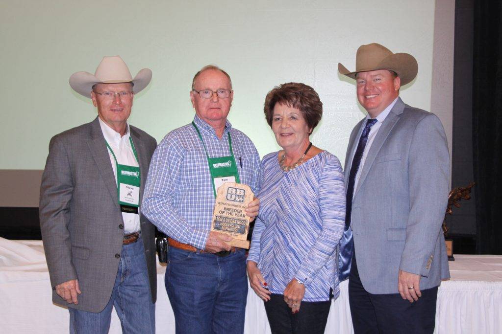 Oklahoma Cattleman Selected as Beefmaster Breeder of the Year by Beefmaster Cowman