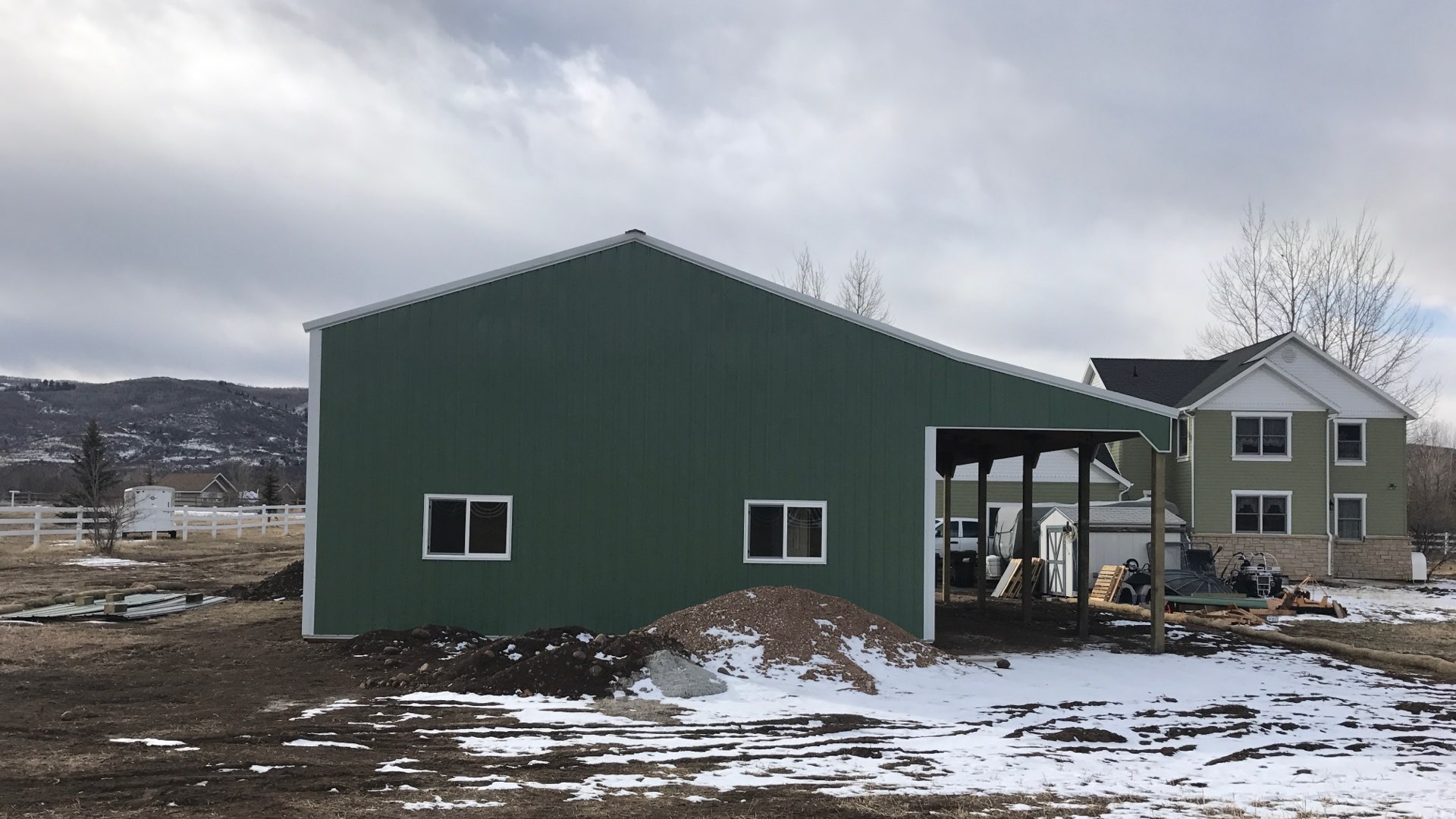 Pole Barn Reed’s Shop 30’x40’x14′ Beehive Buildings