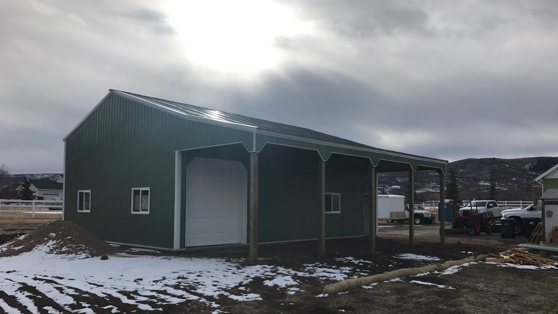 Pole Barn Reed’s Shop 30’x40’x14′ Beehive Buildings