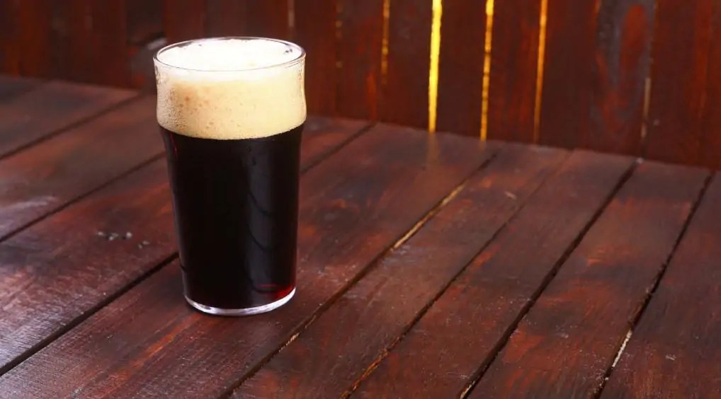 Best Oatmeal Stout Guide How to Find the Right One Beertannica