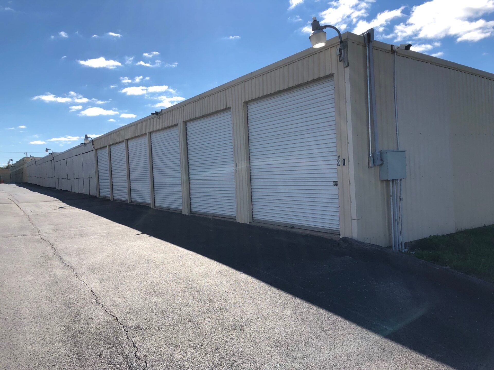 Gated Storage Units, Republic, MO Bee's Self Storage