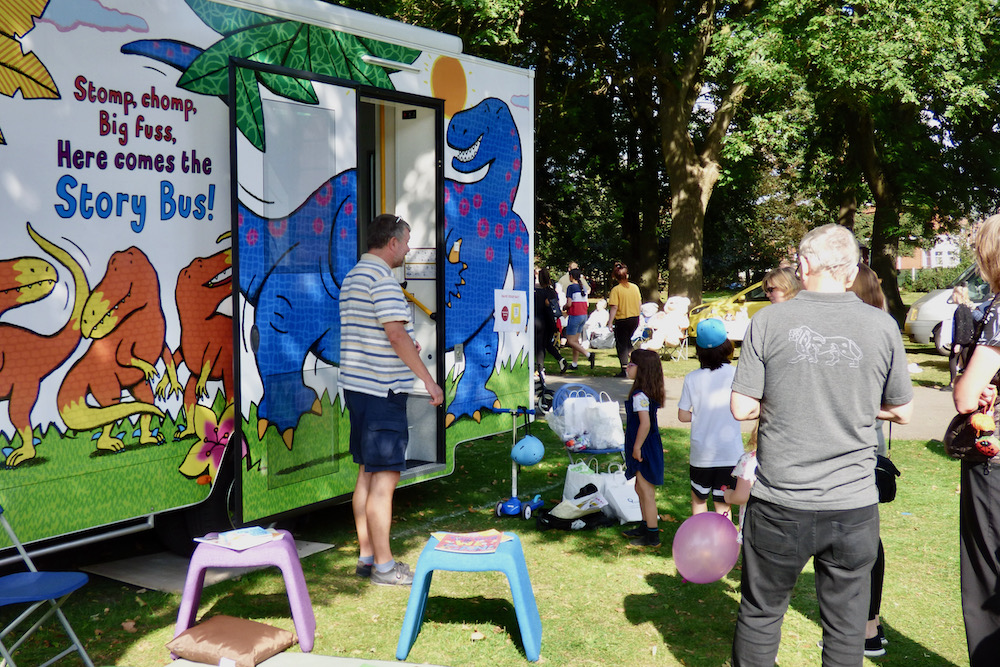 librarystorybus Beeston Festival