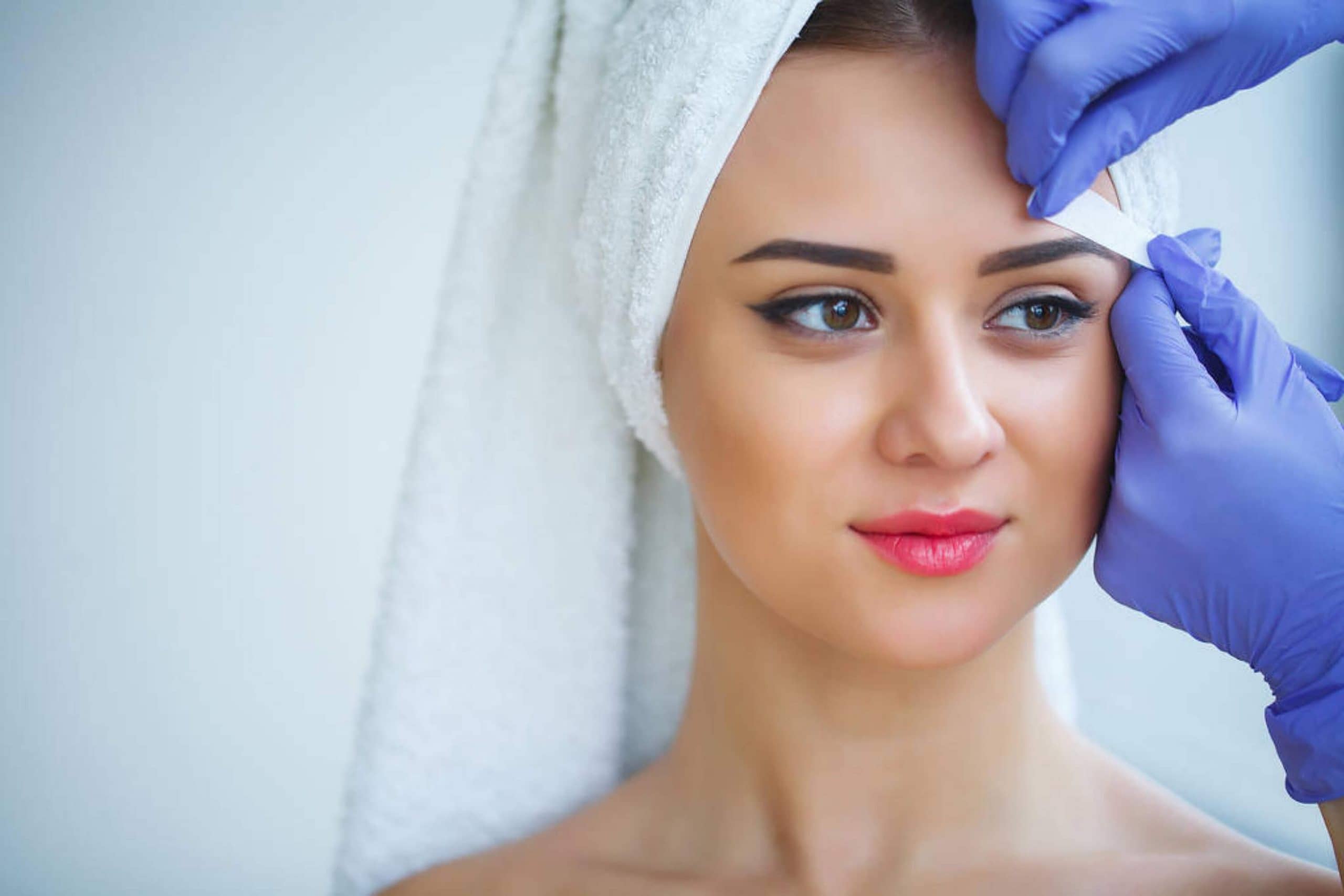 10 Expert Vetted Hacks For Getting The Perfect Eyebrows Beezzly