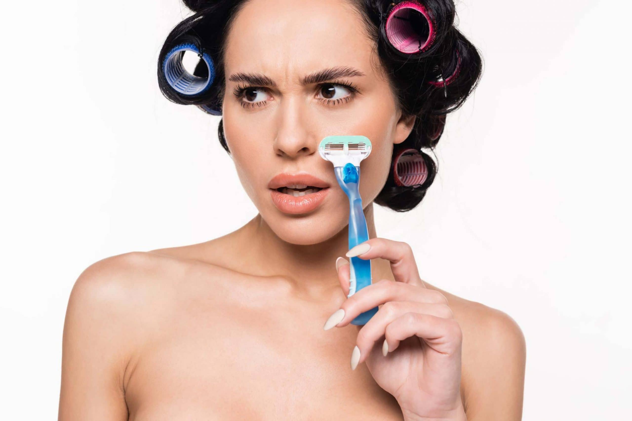 How to Get Hair Out Of Razor? 8 Quick Steps Beezzly