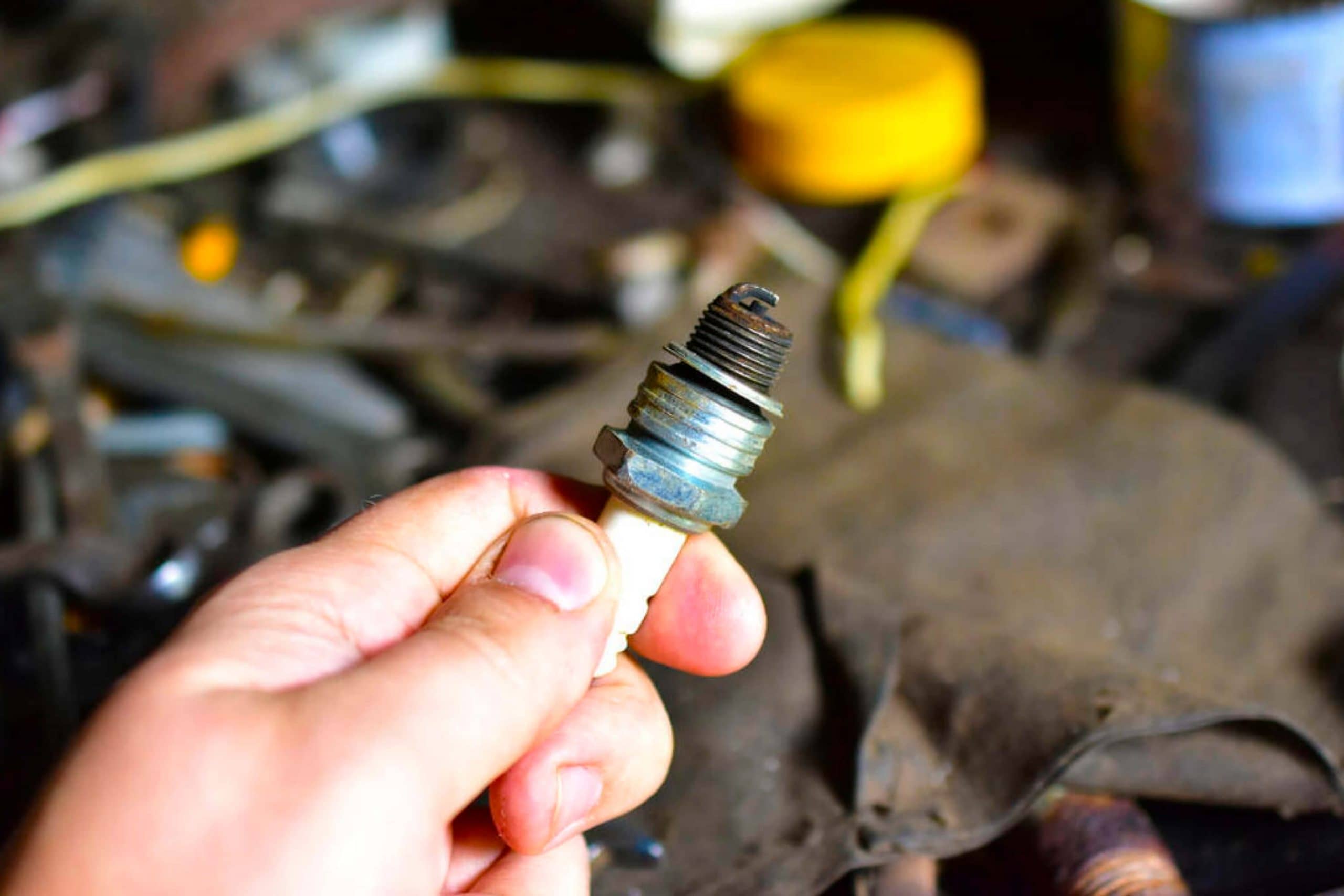 How to Clean Spark Plug Hole? Detailed Guide Beezzly